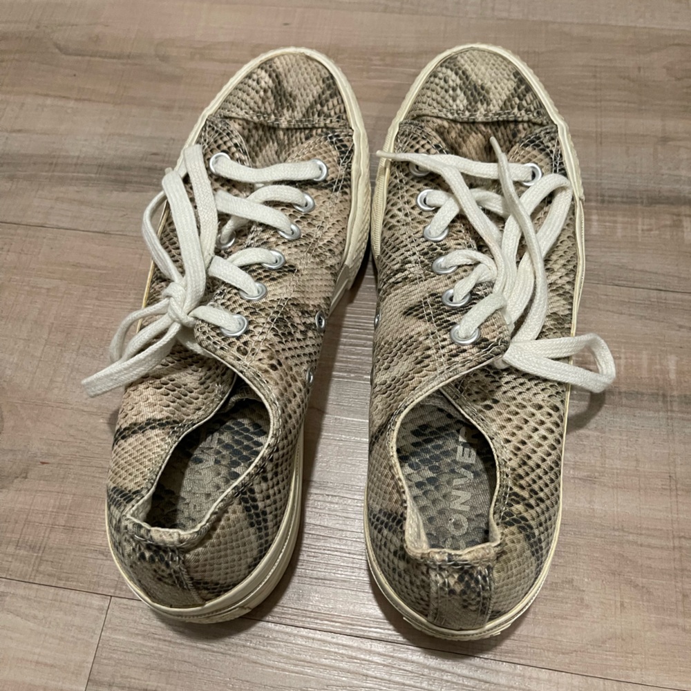 Converse Women's Beige Snake Pattern Sneakers - Picture 2 of 7